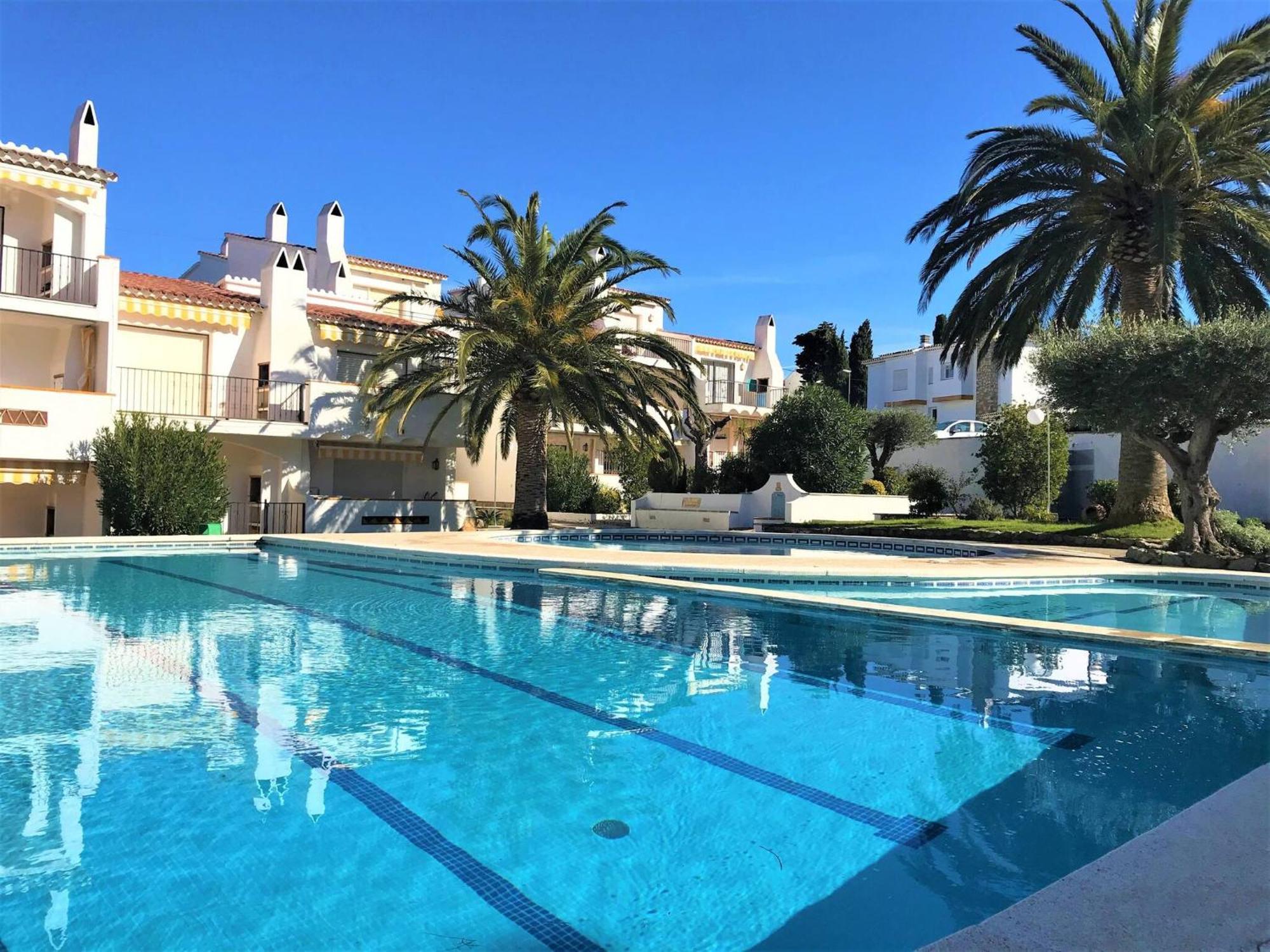 Apartamento En Roses Parking Y Piscina Comunitaria 外观 照片